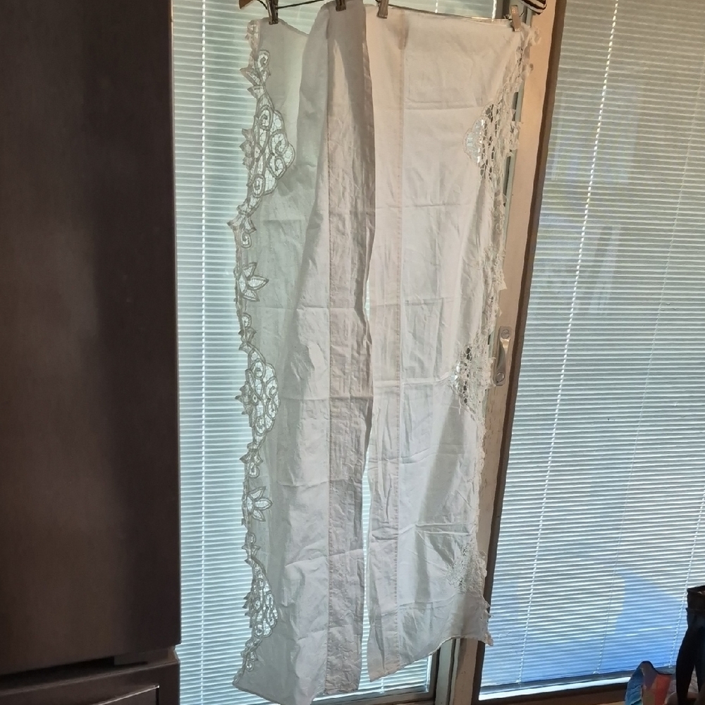 Pair White Lace Trim Valance Panels 100% Cotton Vintage Inspired 58 X 14 Each